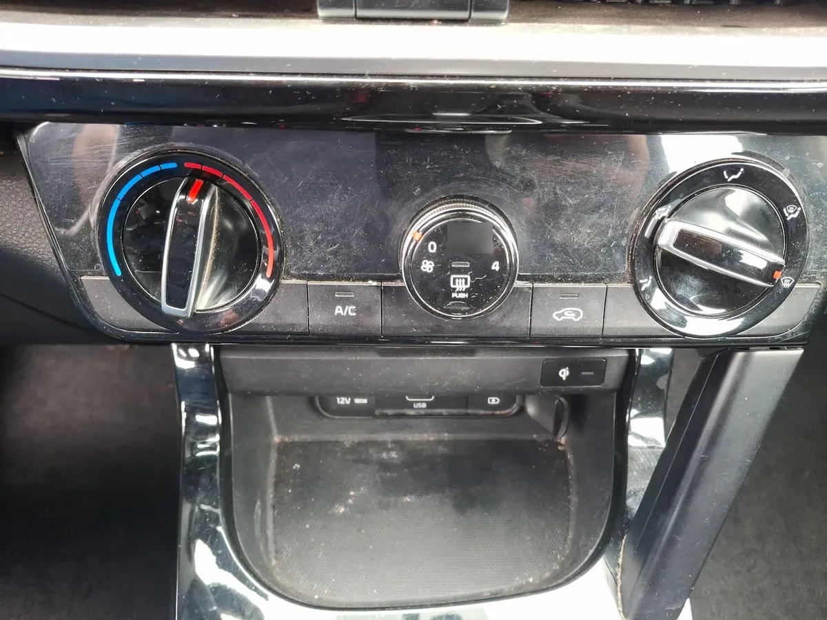 Kia Seltos 1.6 Ex Full 4x2 6mt 5p año 2023