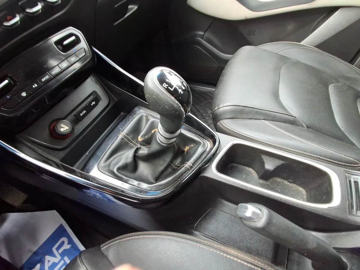 Chevrolet Captiva 1.5t Premier Fwd Mt 5p año 2019