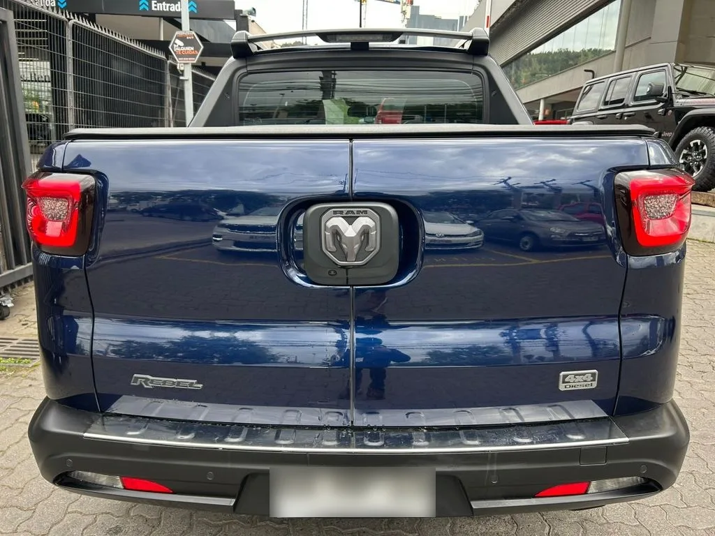 Ram 1000 2.0 Rebel Diesel 4x4 Dob. Cab. At 4p año 2022