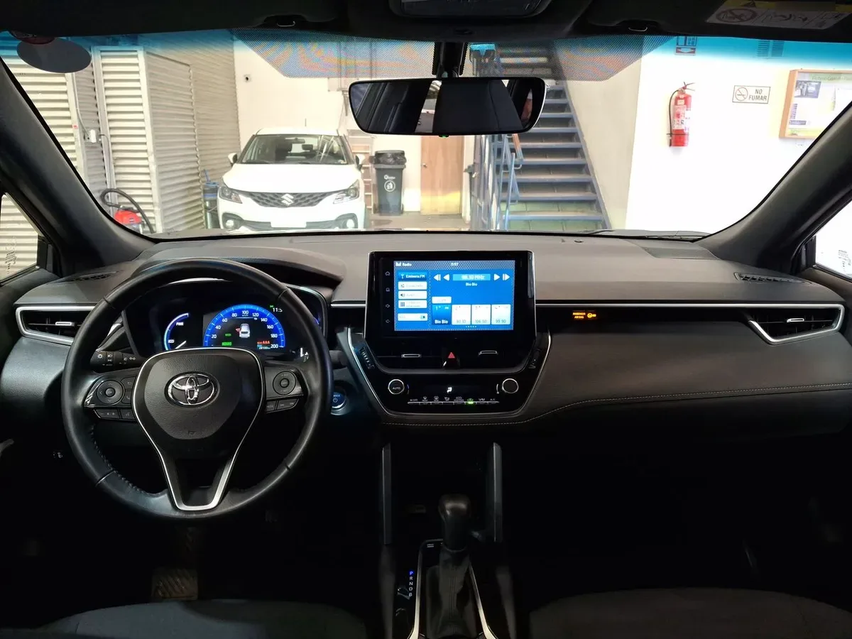 Toyota Corolla Cross 1.8 Xei Hybrid 4x2 Cvt At 5p año 2025