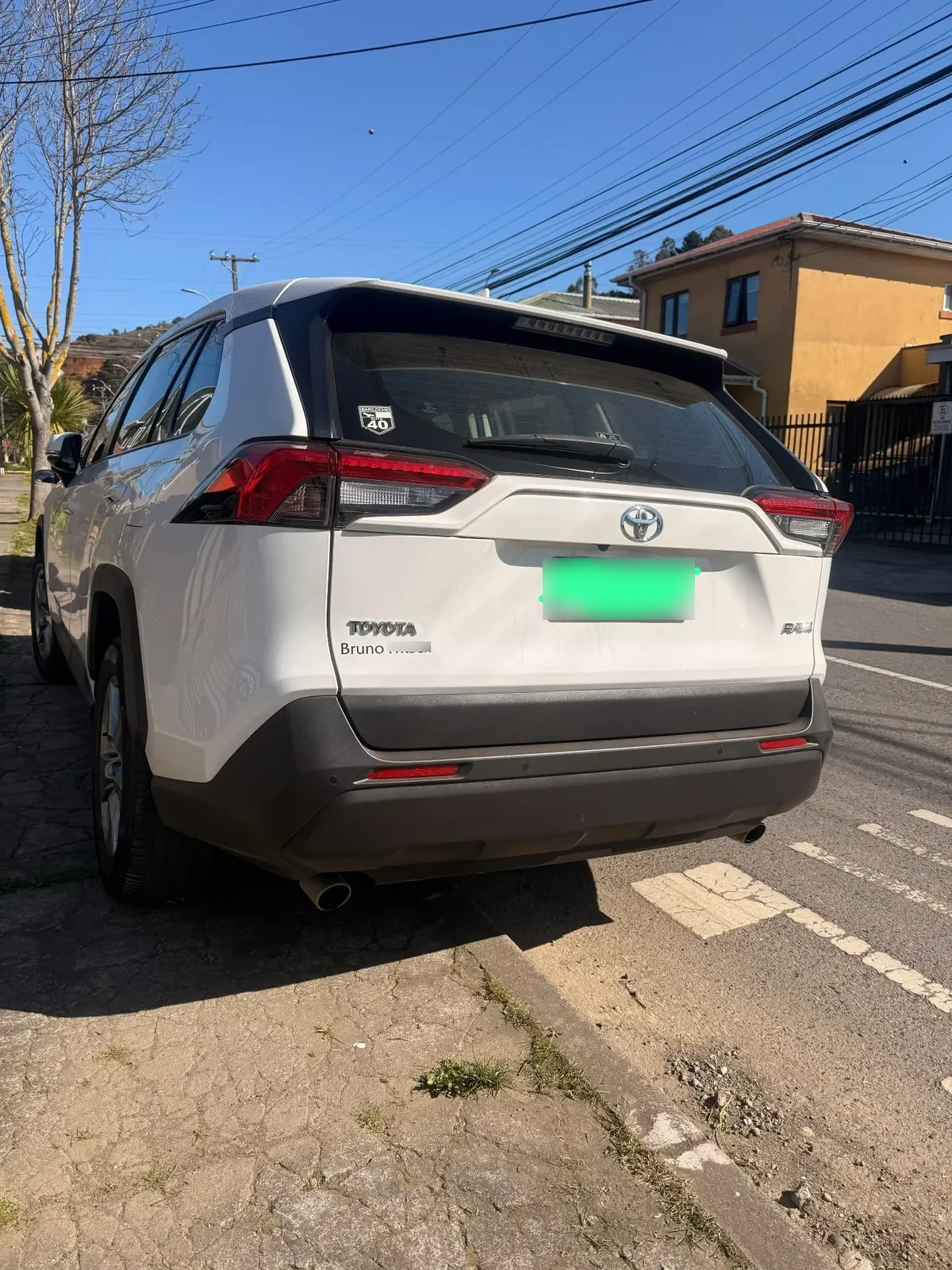 TOYOTA RAV4 2.0 Le Mt año 2023