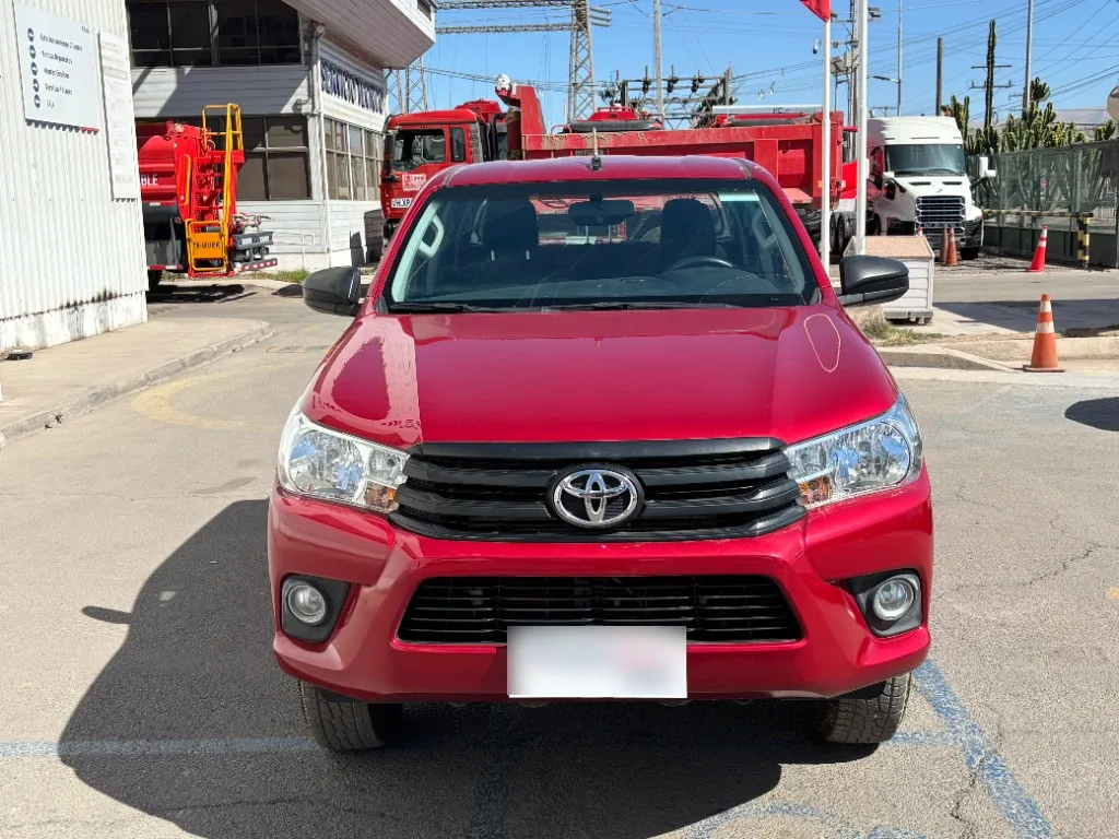 Toyota Hilux Dc 4x4 2.4 D Dx Mt año 2024