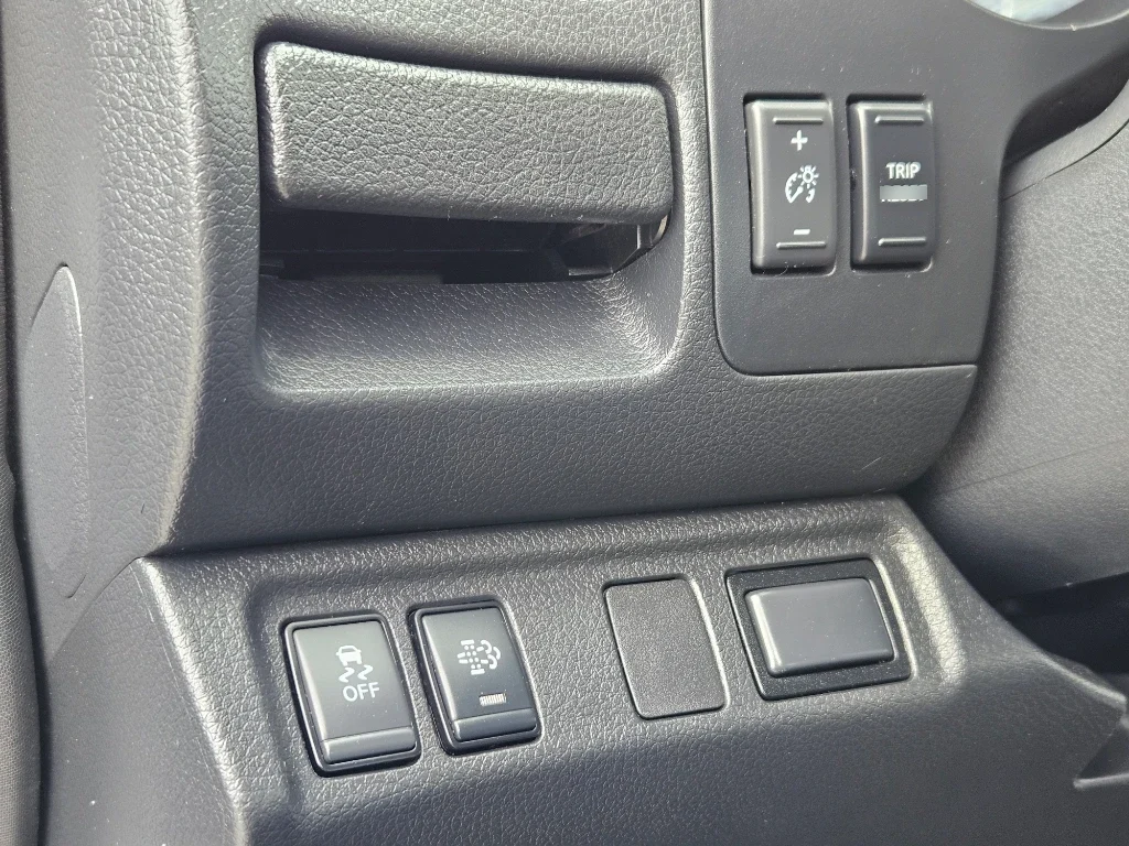 Nissan Navara Navara Dc 4x4 2.3tdi Xe año 2023