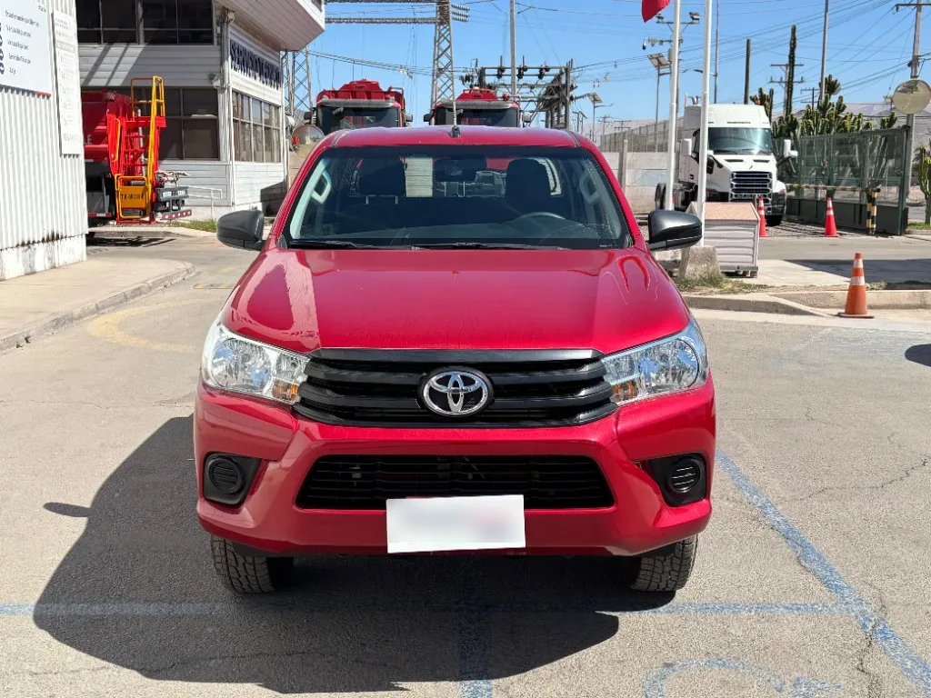Toyota Hilux Dc 4x4 2.4 D Dx Mt año 2024