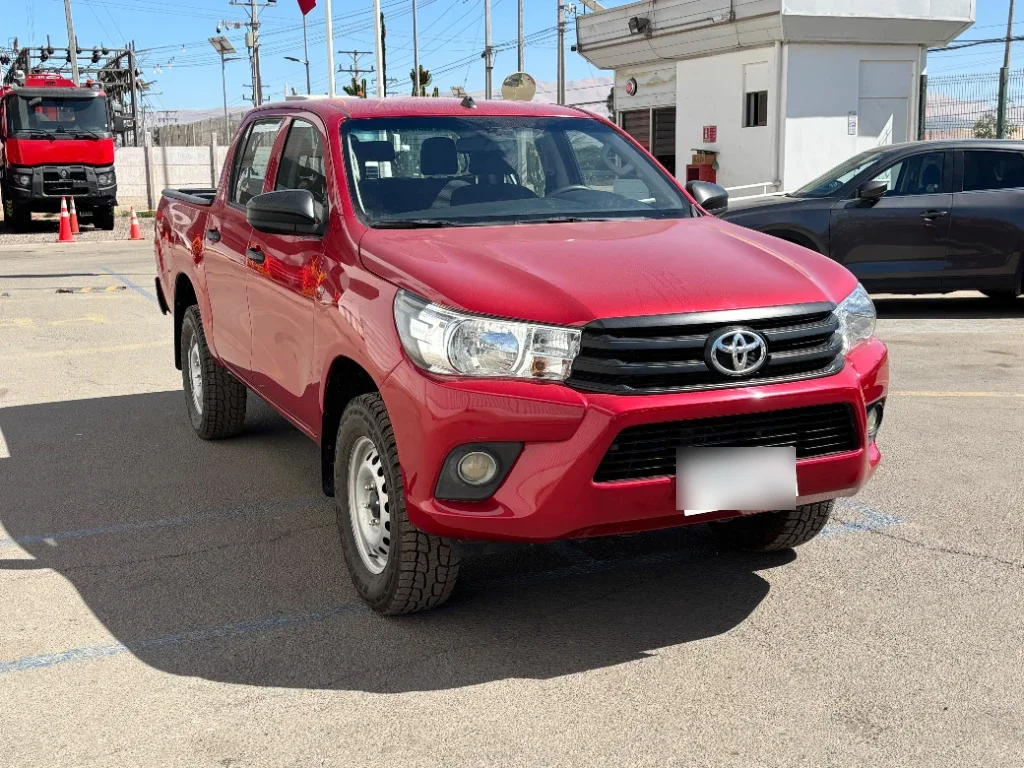 Toyota Hilux Dc 4x4 2.4 D Dx Mt año 2024