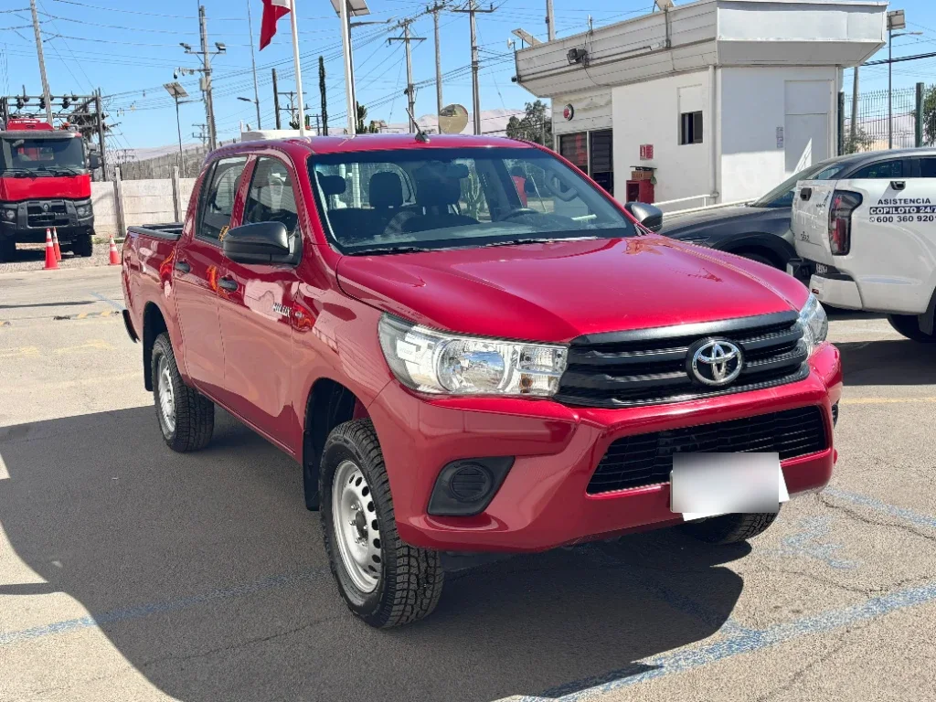 Toyota Hilux Dc 4x4 2.4 D Dx Mt año 2024