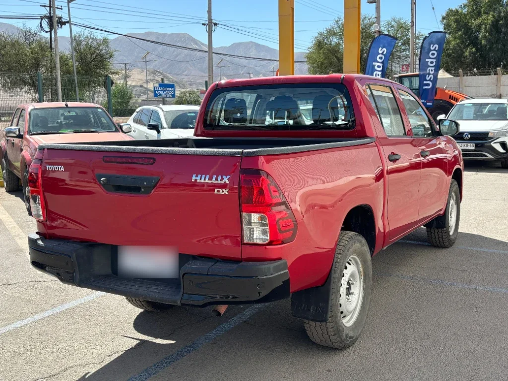 Toyota Hilux Dc 4x4 2.4 D Dx Mt año 2024