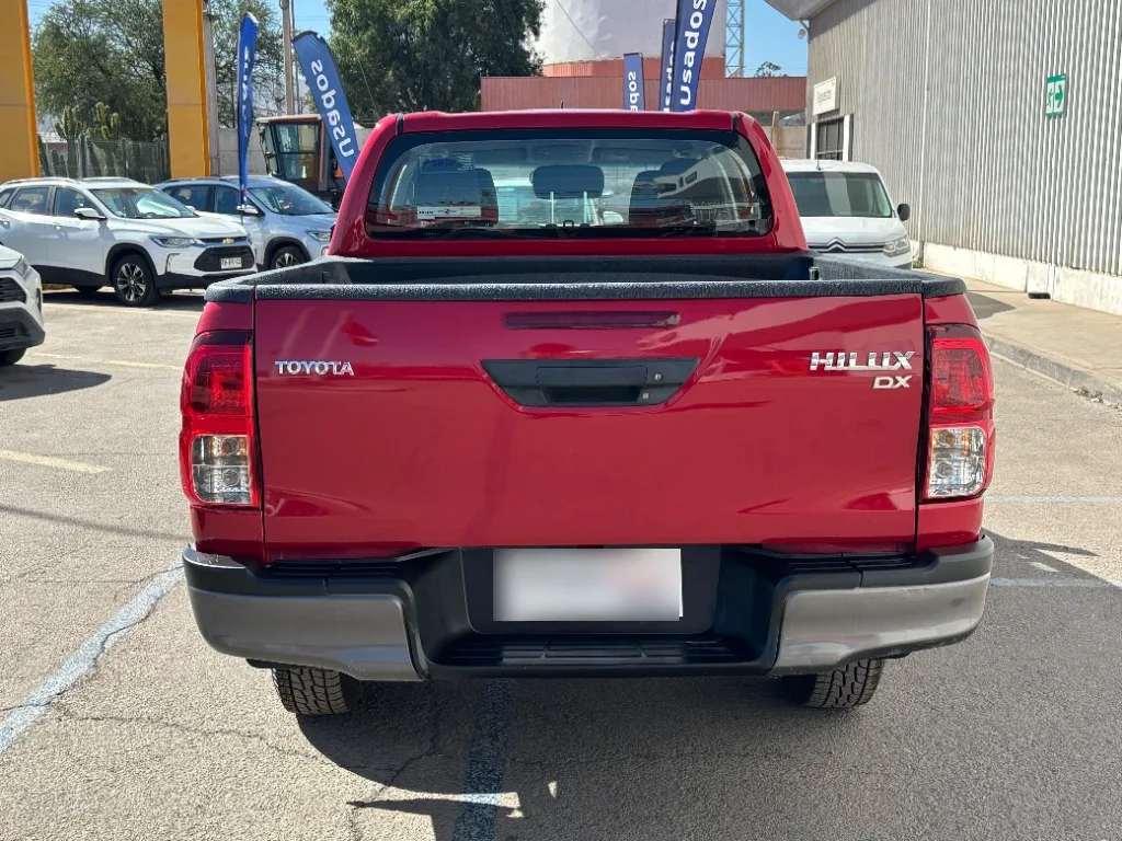 Toyota Hilux Dc 4x4 2.4 D Dx Mt año 2024