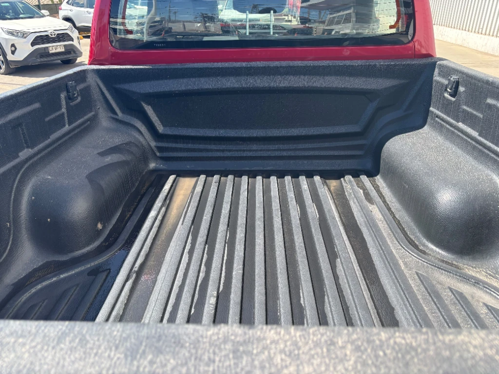 Toyota Hilux Dc 4x4 2.4 D Dx Mt año 2024