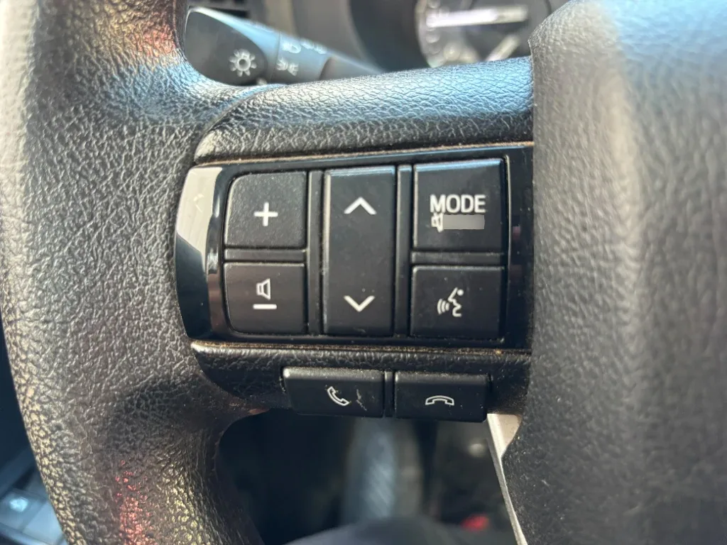 Toyota Hilux Dc 4x4 2.4 D Dx Mt año 2024