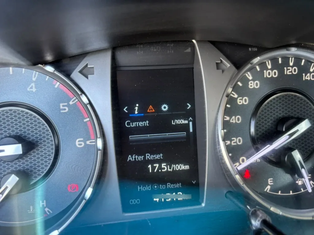 Toyota Hilux Dc 4x4 2.4 D Dx Mt año 2024