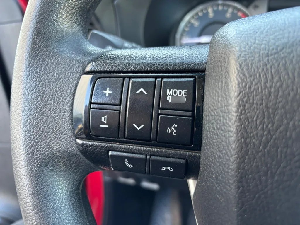 Toyota Hilux Dc 4x4 2.4 D Dx Mt año 2024