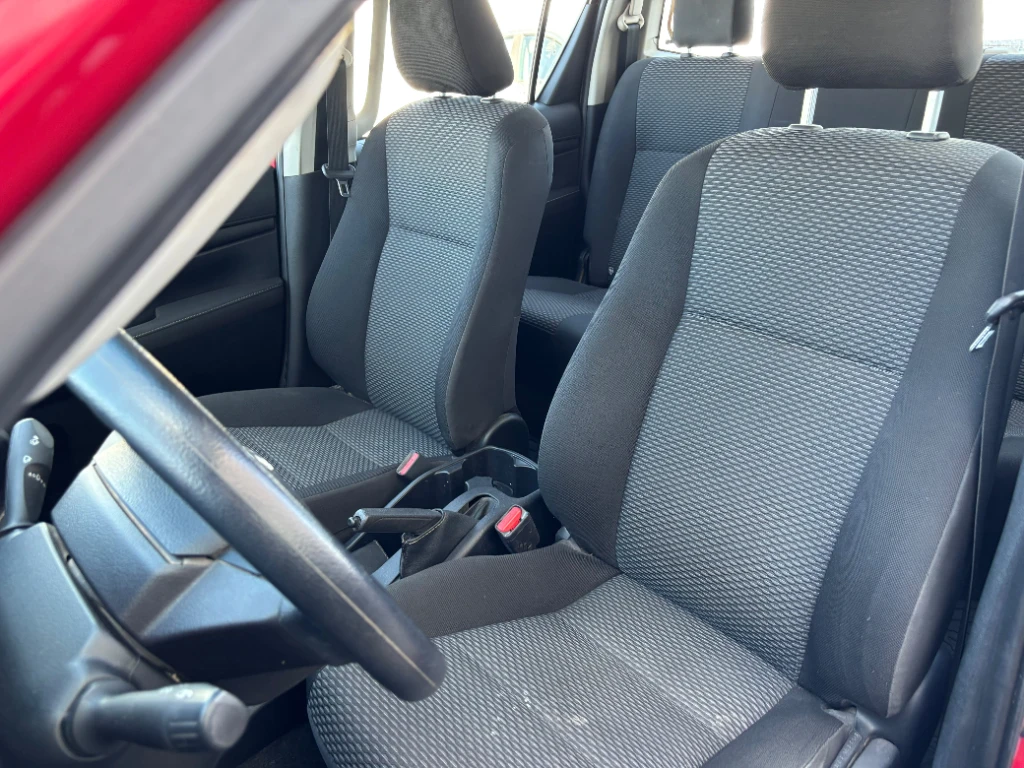 Toyota Hilux Dc 4x4 2.4 D Dx Mt año 2024