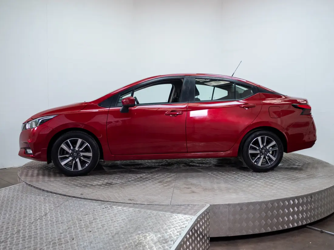 Nissan Versa 1.6 Advance Mt año 2023