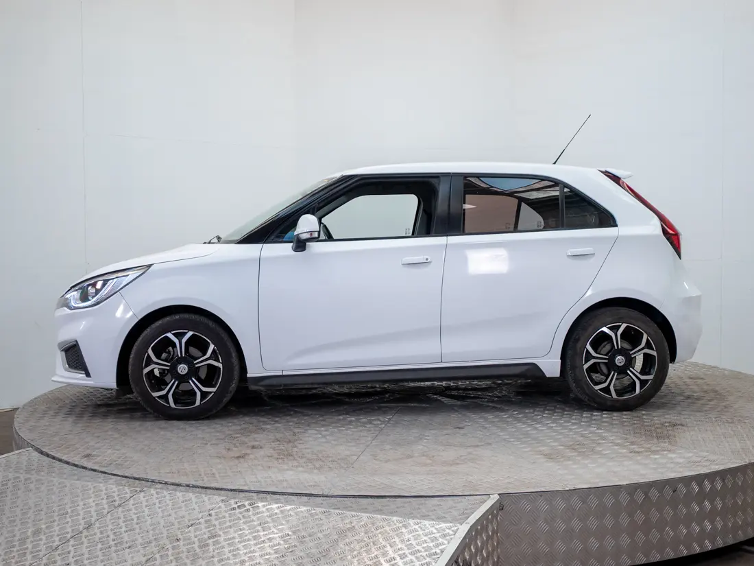 MG 3 Mg 3 1.5 Com Mt año 2022
