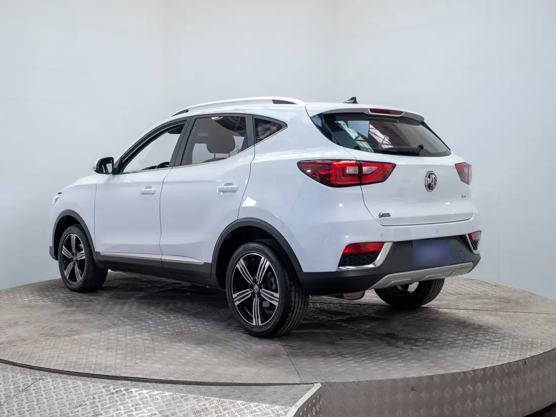 MG Zs 1.5 Com Mt año 2023