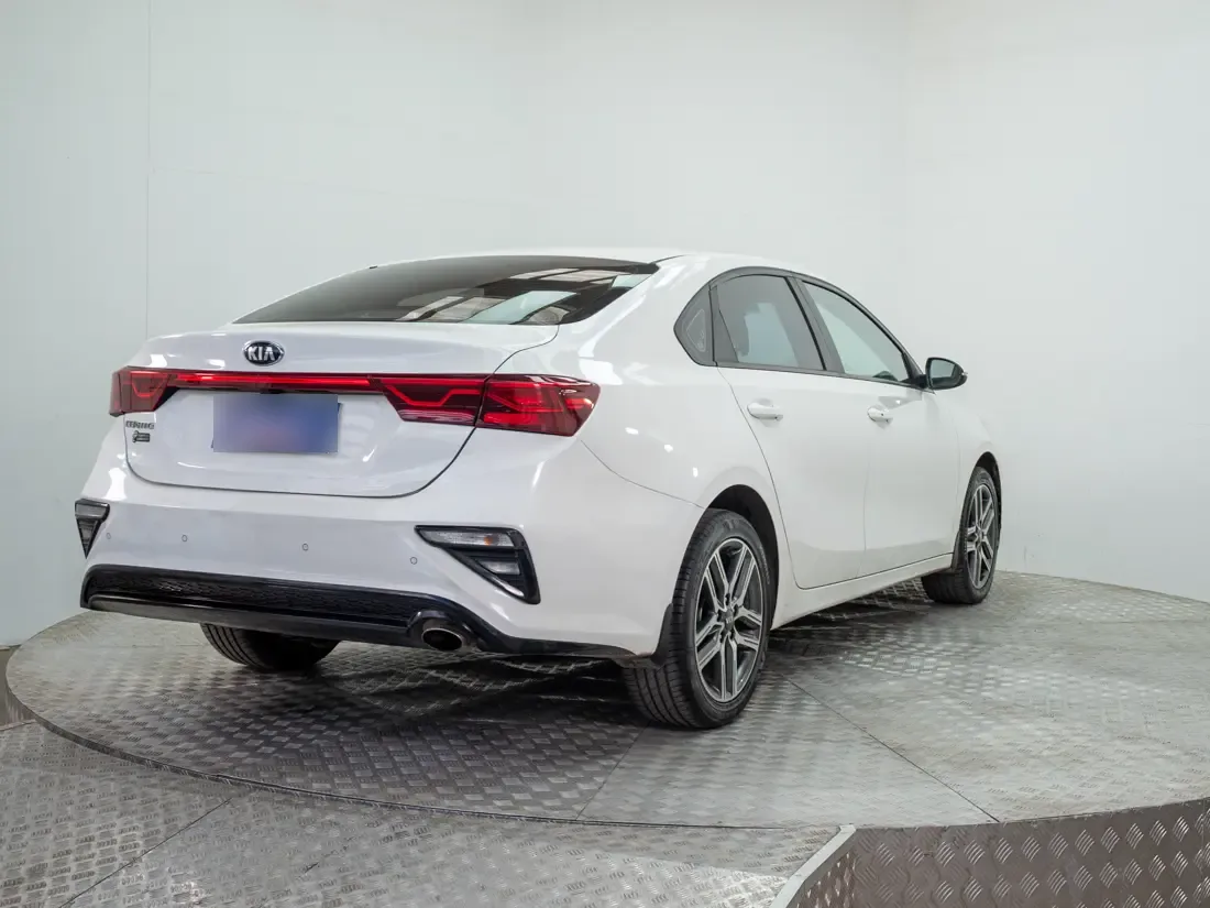 Kia Cerato Cerato Ex 1.6l 6mt Full año 2019