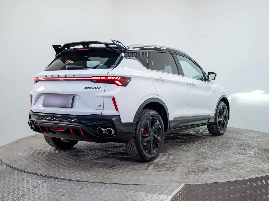 Geely Coolray 1.5 Sport 7dct At año 2023