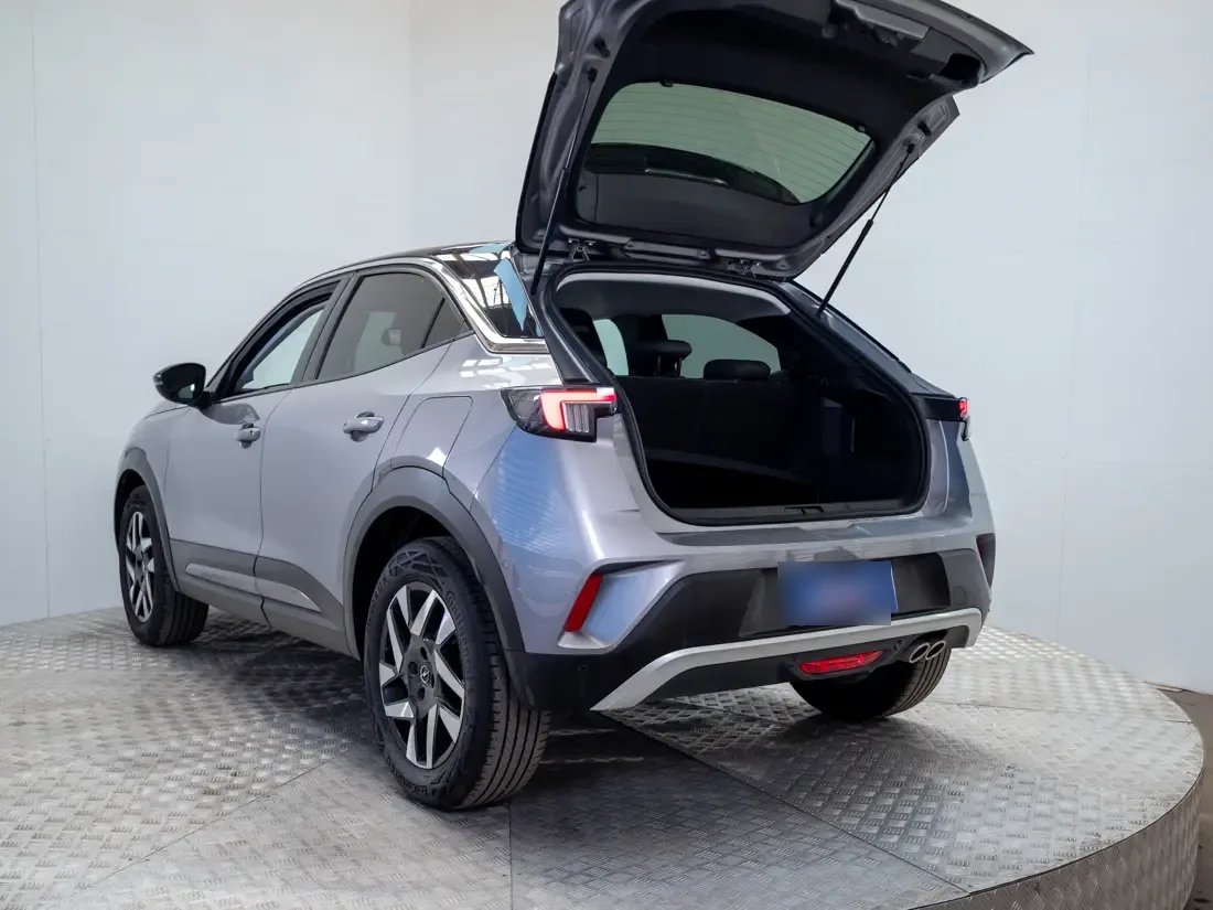 Opel Mokka 1.2 Elegance At año 2023