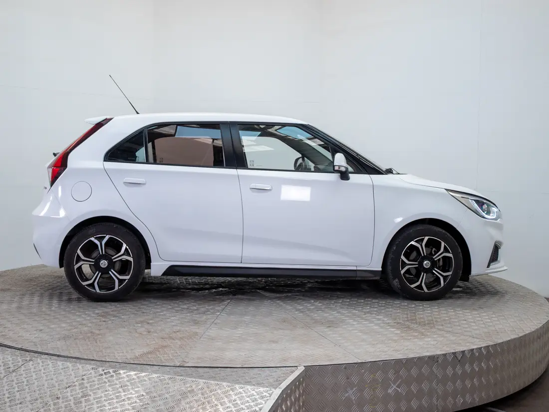 MG 3 Mg 3 1.5 Com Mt año 2022