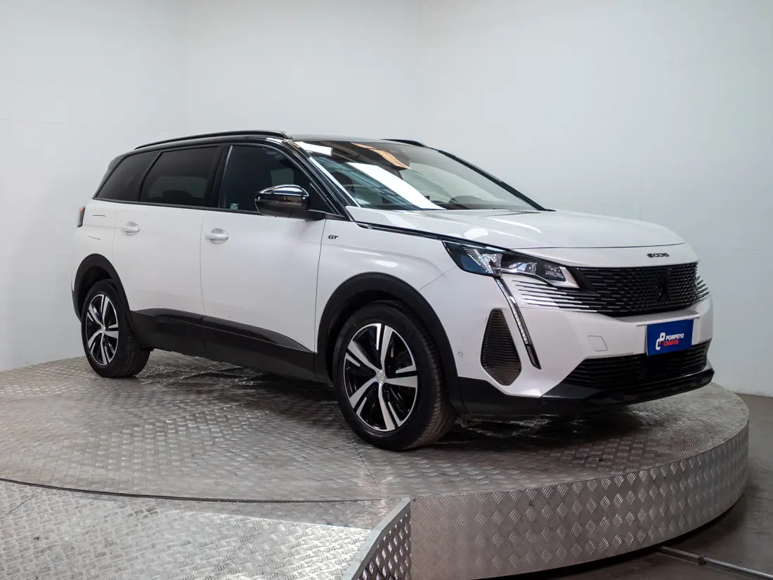 Peugeot 5008 5008 1.5 Gt Black Pack Bluehdi 130 Eat8 At año 2023