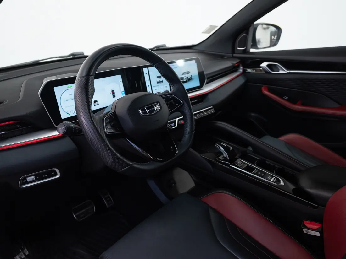 Geely Coolray 1.5 Sport 7dct At año 2023