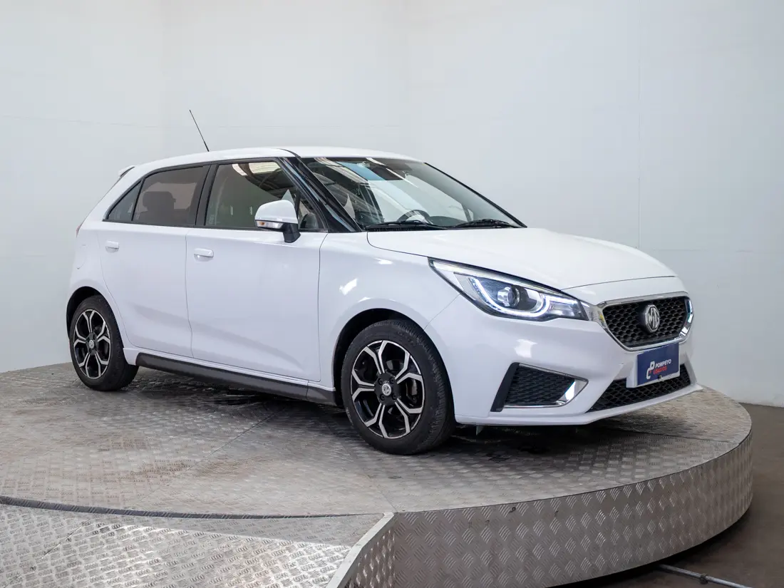 MG 3 Mg 3 1.5 Com Mt año 2022