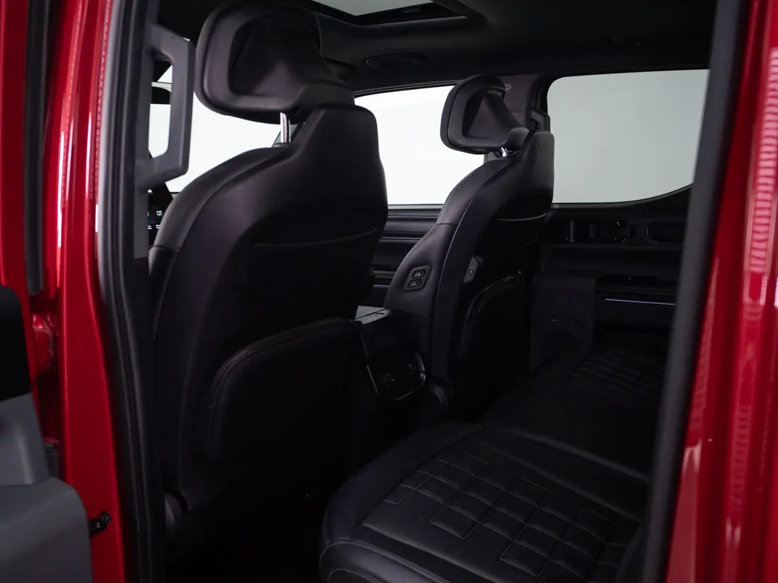 Kia Tasman X-Pro 2.2t Dsl 8at 4x4 Full año 2025