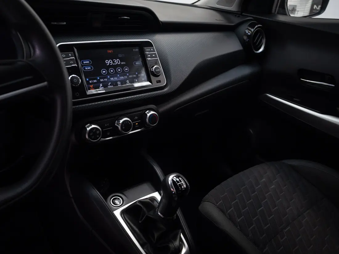 Nissan Kicks Kicks 1.6 Sence Mt año 2021