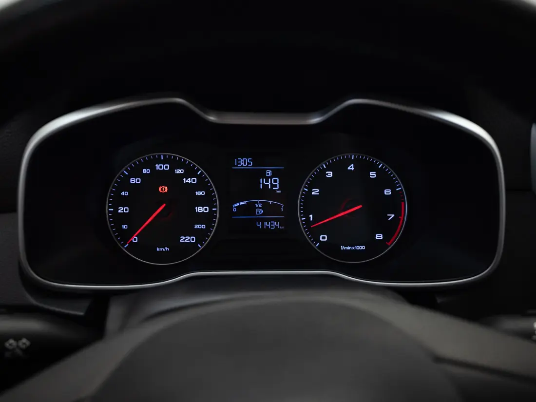 MG Zs 1.5 Com Mt año 2023