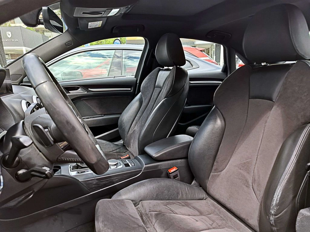 Audi A3 2.0 Sport 4x2 Hb S-Tronic At 3p año 2017