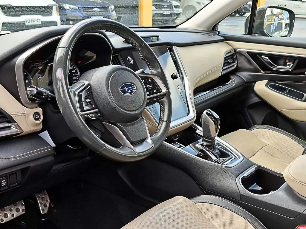 Subaru Outback 4x4 2.5 At año 2021