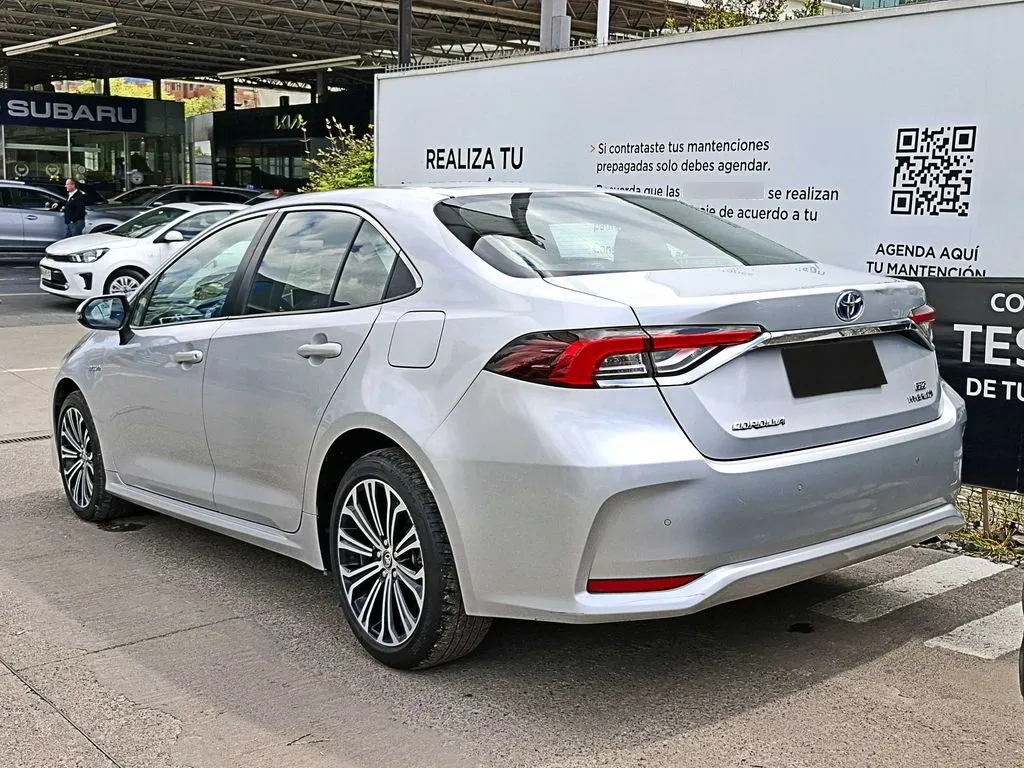 Toyota Corolla Hybrid 1.8 Cvt At 4p año 2022