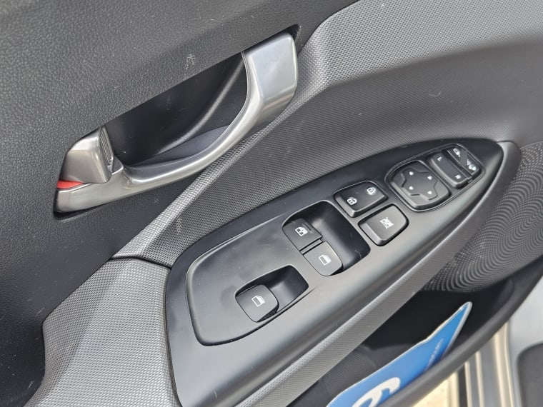 Hyundai Veloster Js Gdi Hb 1.6 Aut año 2019