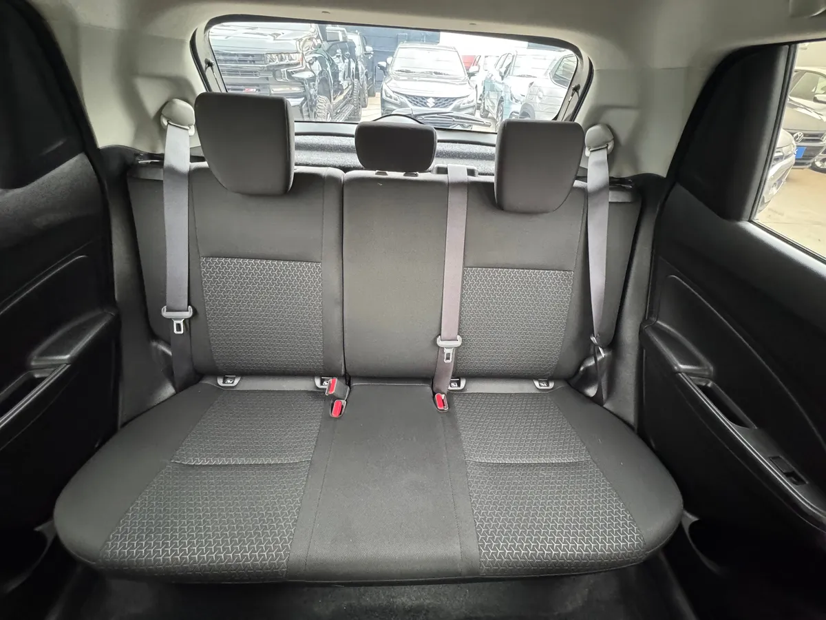 SUZUKI SWIFT  año 2025