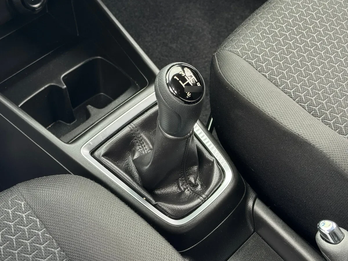 SUZUKI SWIFT  año 2025
