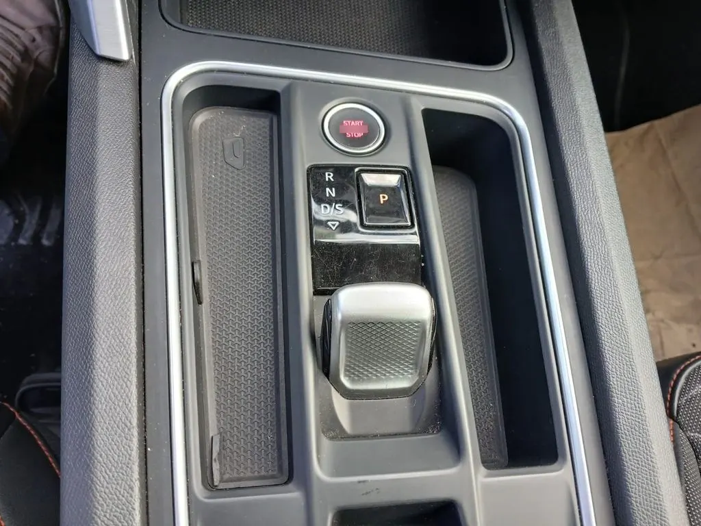 Seat Leon Leon Fr 1.4 Tsi At año 2023