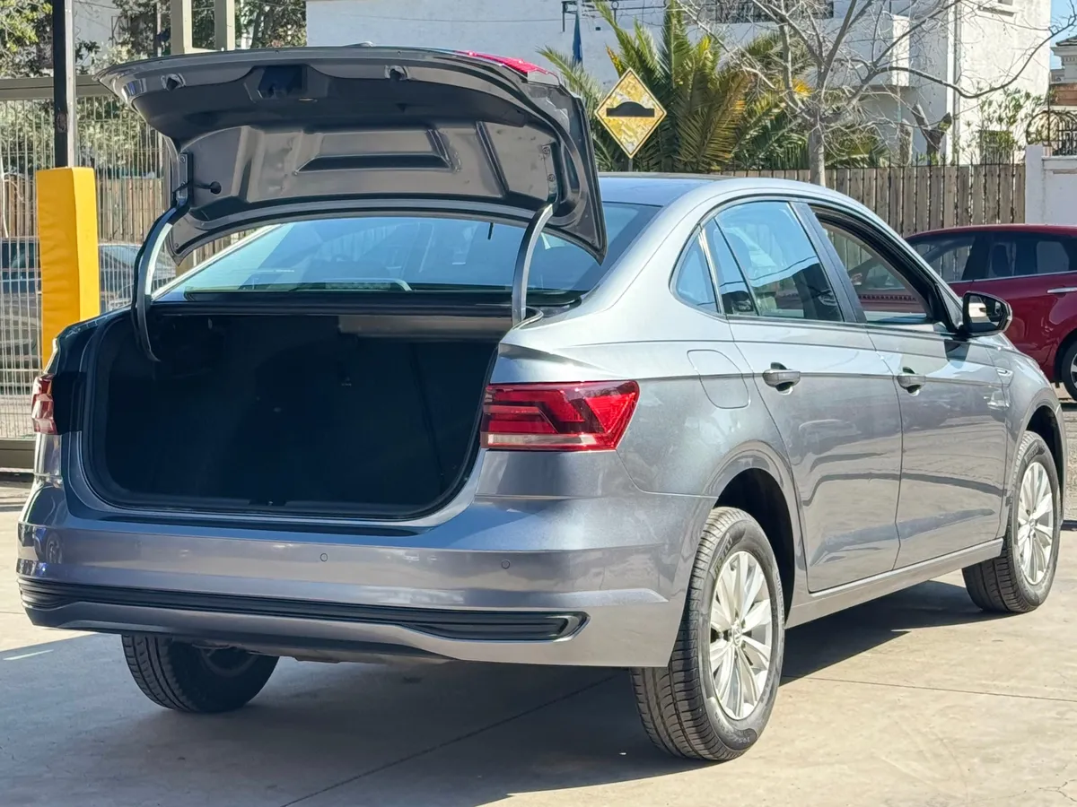 Volkswagen VIRTUS 1.6 Comfortline Mt año 2021