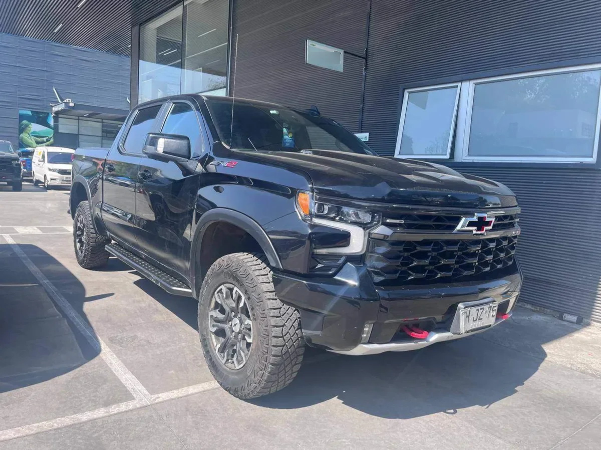 Chevrolet Silverado 6.2 Zr2 4x4 At 4p año 2024