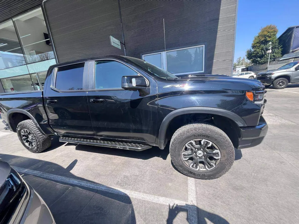 Chevrolet Silverado 6.2 Zr2 4x4 At 4p año 2024