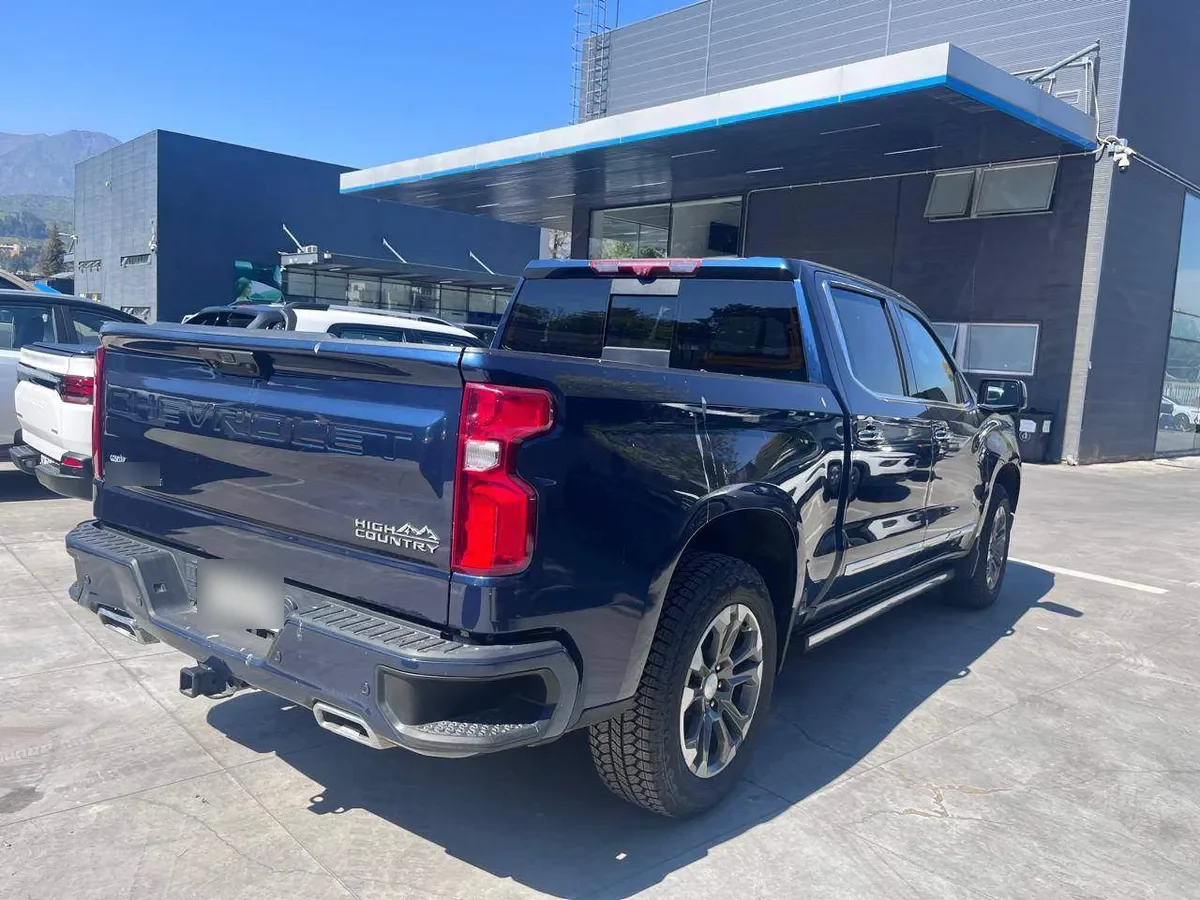 Chevrolet Silverado 3.0 High Country 4x4 At 4p año 2023