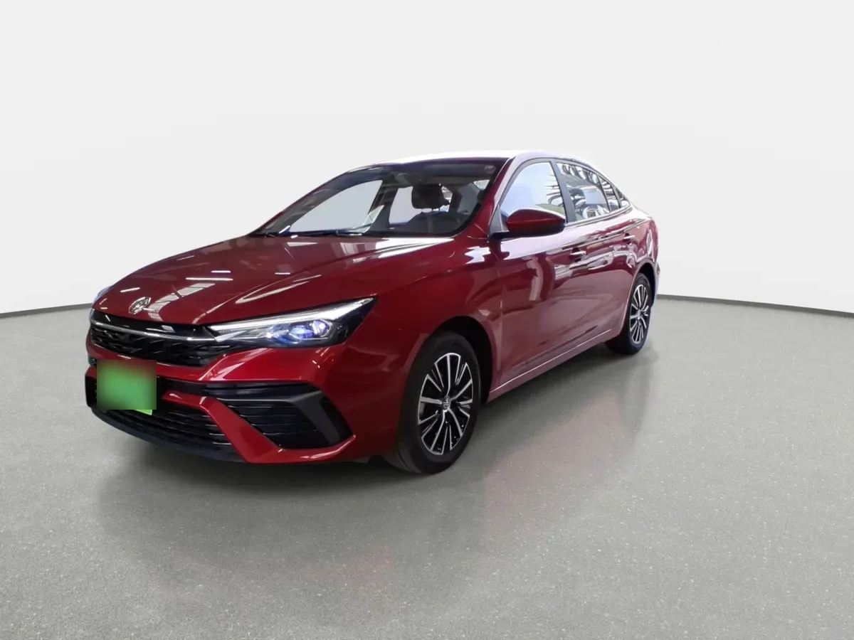 MG 5 1.5 Com 4x2 Mt 4p año 2026