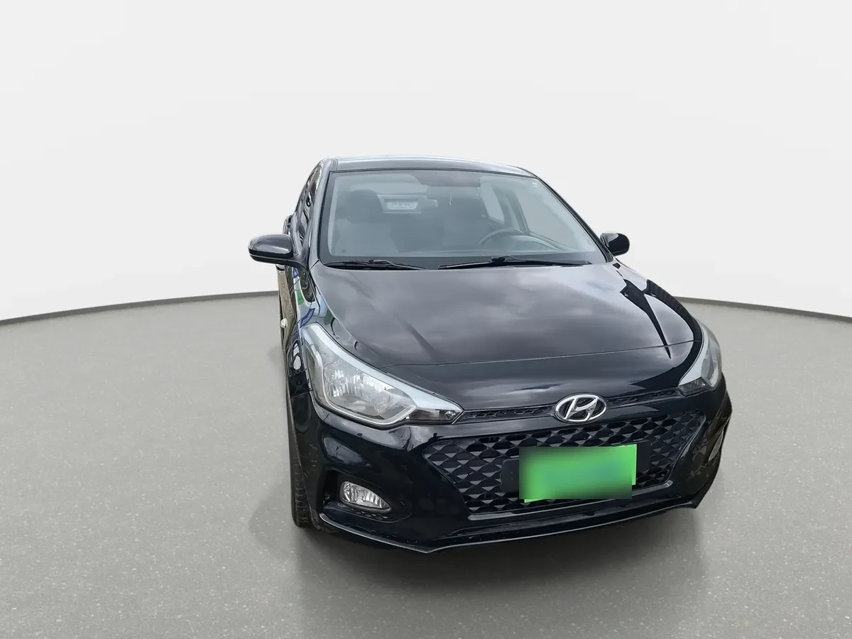 Hyundai I20 1.4 Gl Active 4x2 Hb Mt 5p año 2021