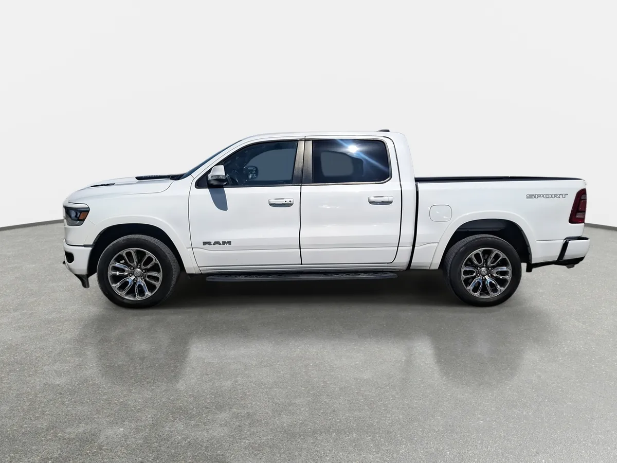 Ram 1500 5.7 Laramie Sport 4x4 At 4p año 2022