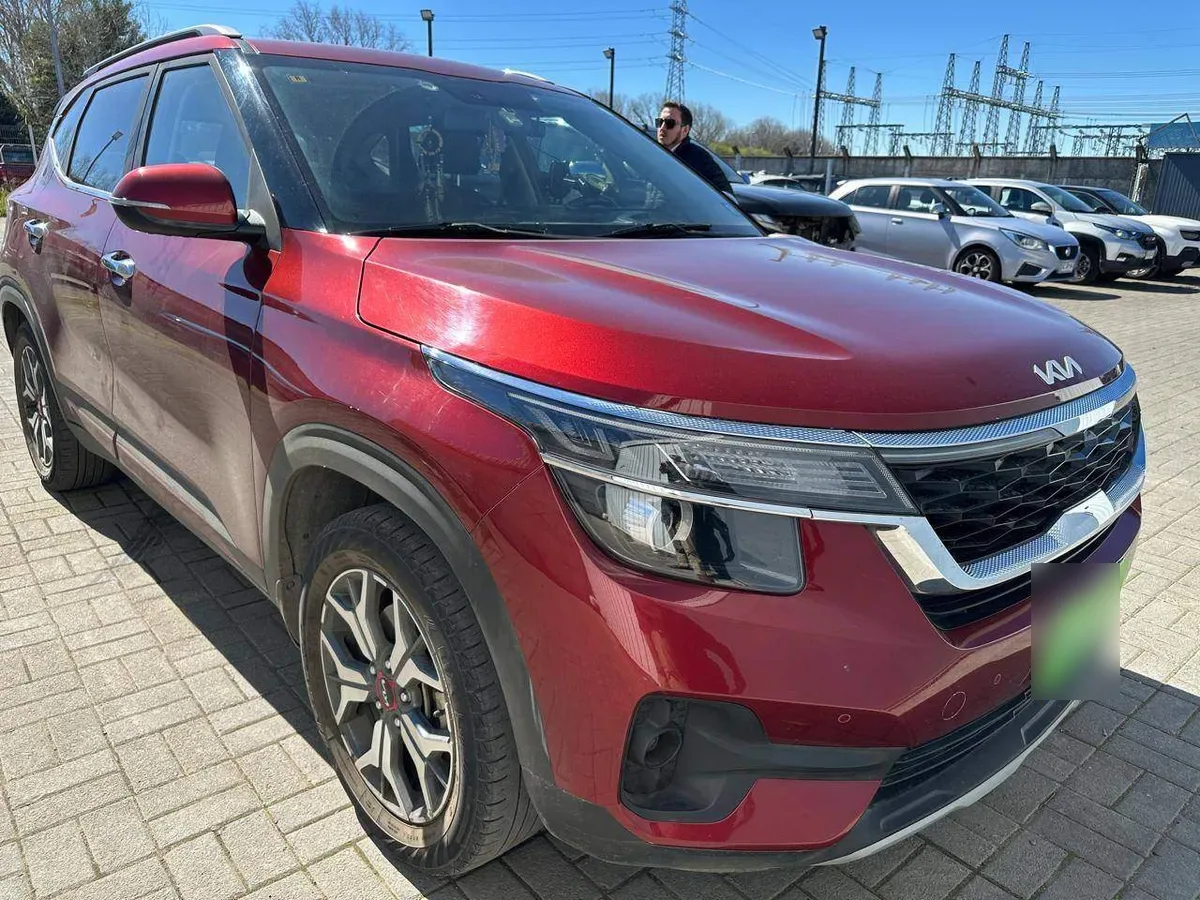 Kia Seltos 1.6 Ex Full 4x2 Ri 6mt 5p año 2023