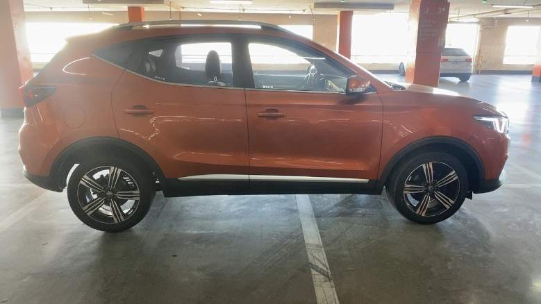 MG Mg Zs 1.5 Comfort 4x2 At 5p año 2023