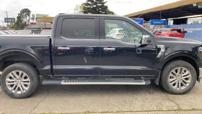 Ford F-150 5.0 Lariat Luxury Cc Dob. Cab. 4x4 At 4p año 2025