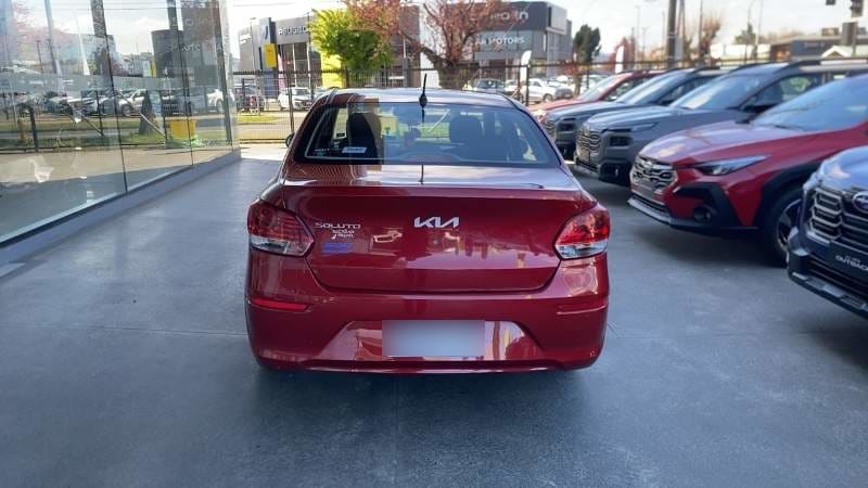 Kia Soluto 1.4 Lx 4x2 E6 Mt 4p año 2025