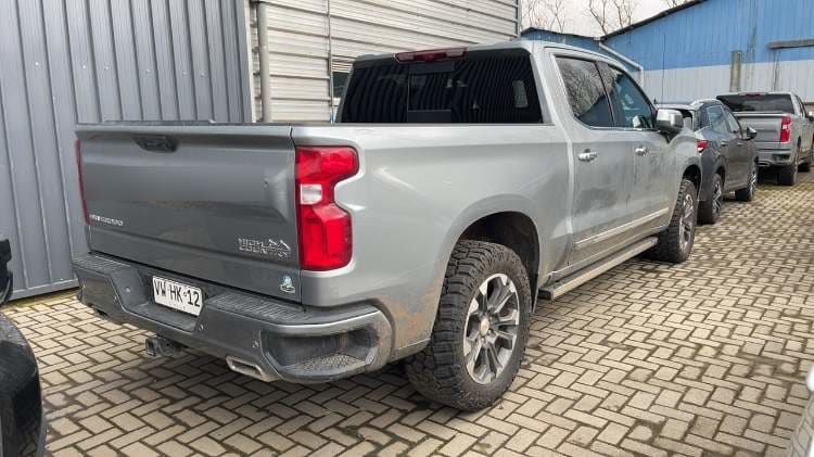 Chevrolet Silverado 3.0 High Country 4x4 At 4p año 2026