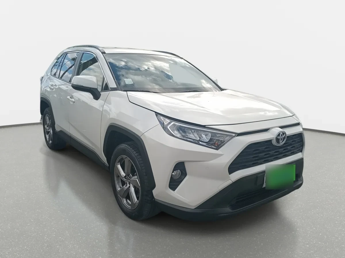 Toyota Rav 4 2.0 Xle 4x2 Cvt At 5p año 2020